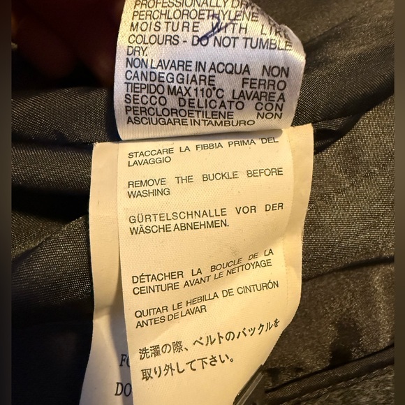 MaxMara Funnel Neck Short Sleeved Wool/Cashmere Blend Jacket - Picture 13 of 13